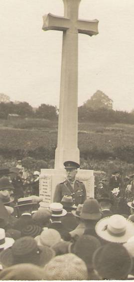 600x430 pixels (37K)