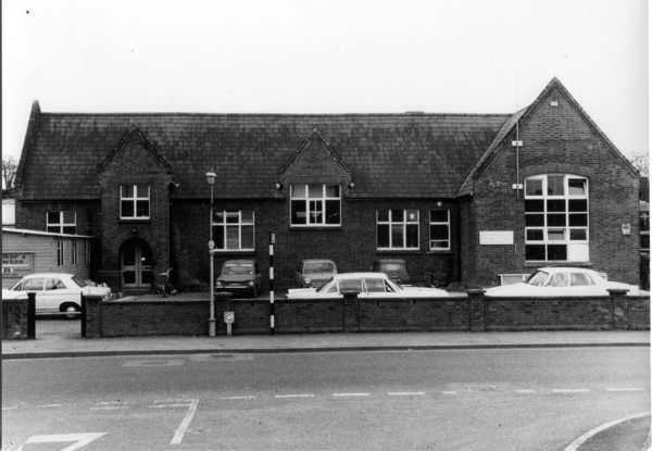 600x415 pixels (24K)