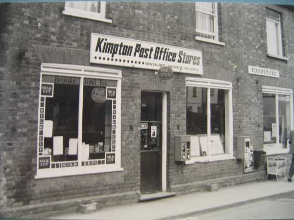 600x450 pixels (29K)