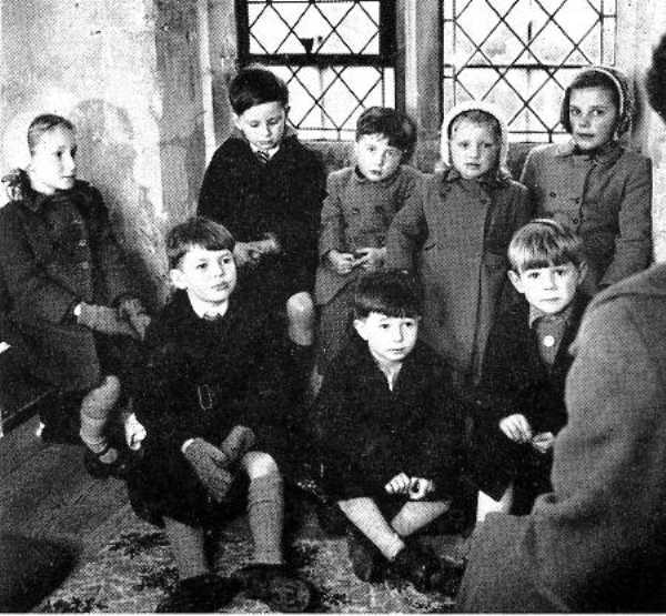 600x555 pixels (53K)