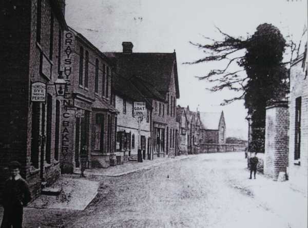 600x444 pixels (31K)